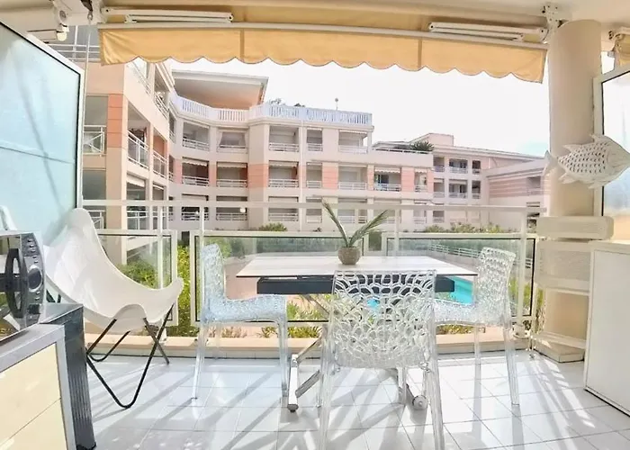 Апартаменты T1 Ideal 4 Pers Piscine & Garage Securise Et Calme Валлорис