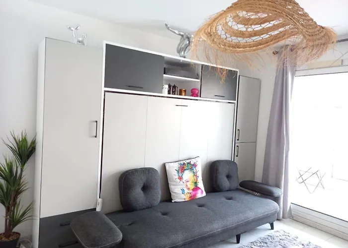 T1 Ideal 4 Pers Piscine & Garage Securise Et Calme Апартаменты Валлорис